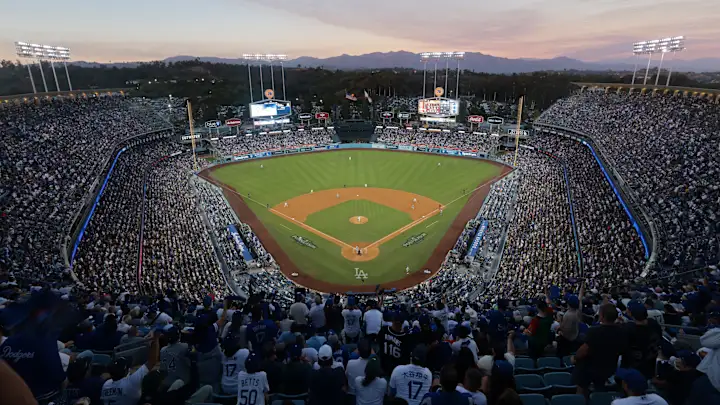 Todo esta listo en Dodger Stadium para el inicio de la Serie Mundial