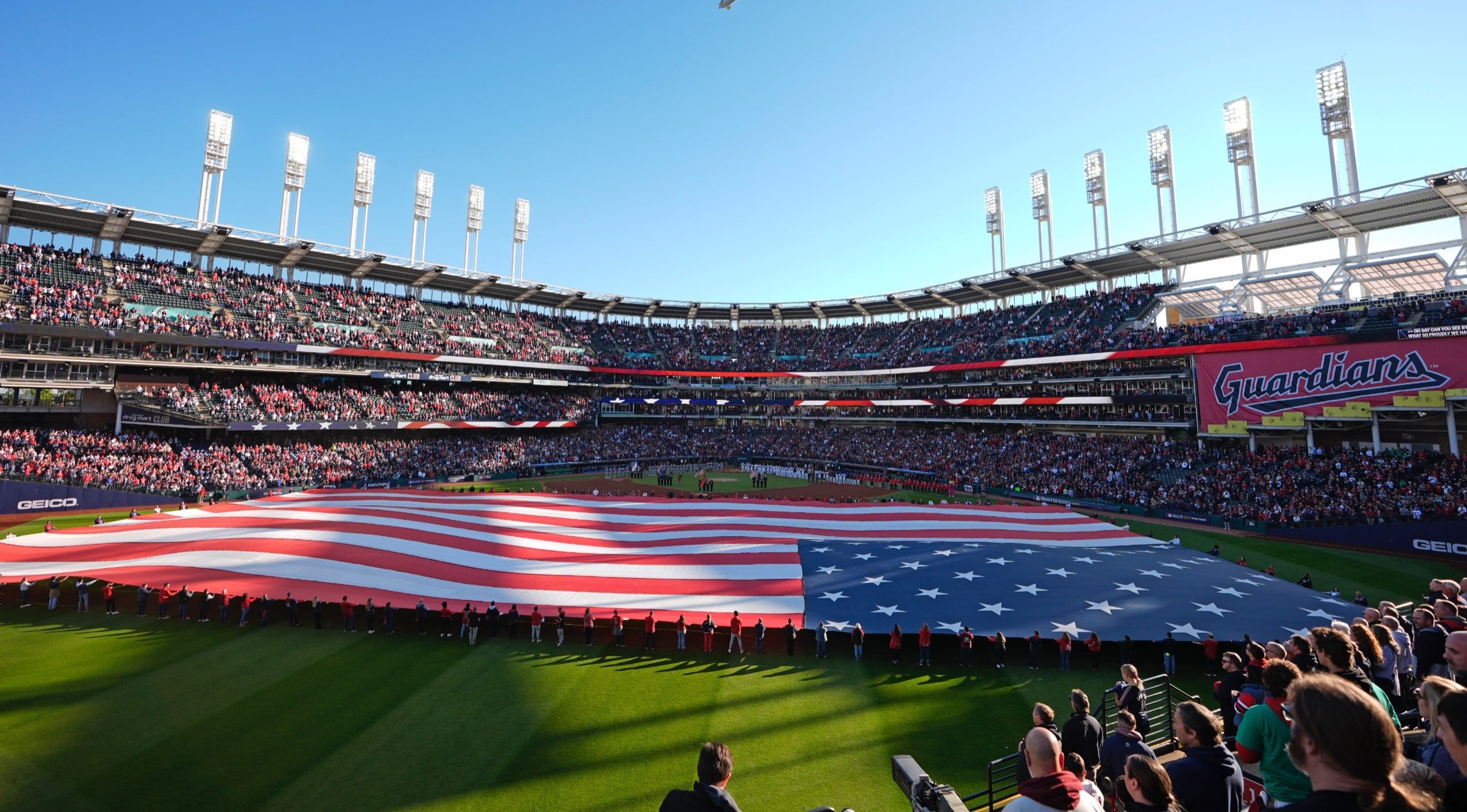 Guardianes vs Yankees