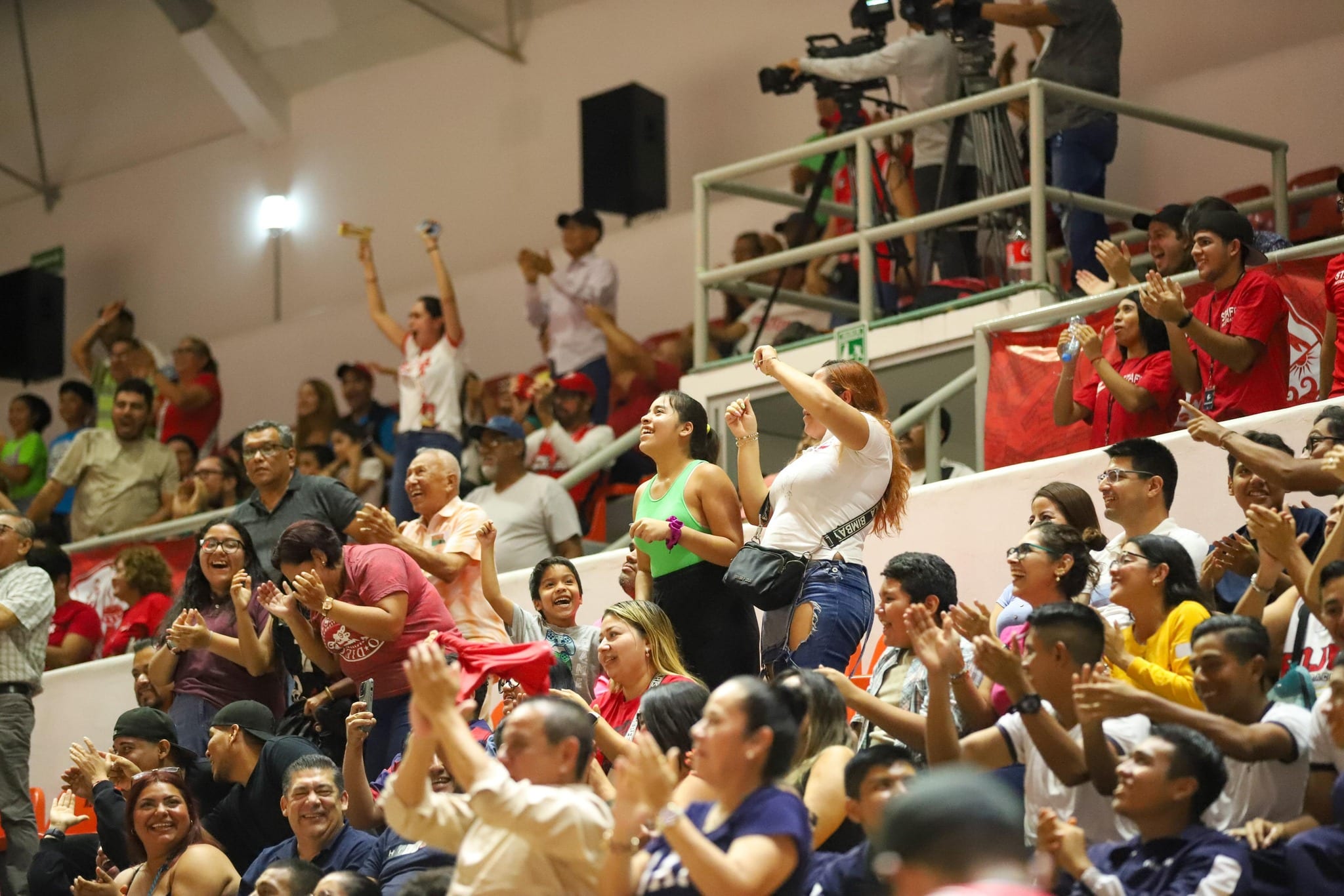 LNBP Halcones Rojos de Veracruz vs Abejas de León Juego 1 Dónde y A qué hora ver hoy el juego a través de AYM Sports