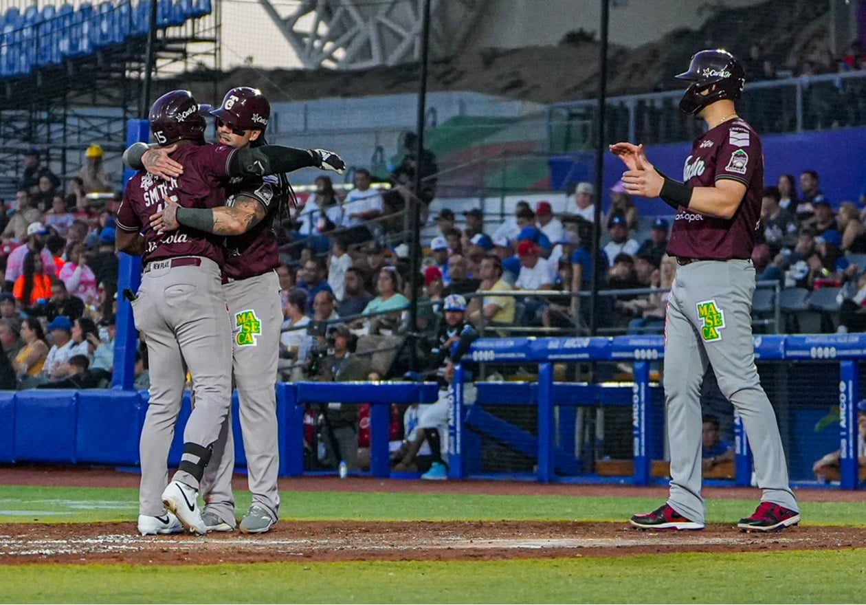 Smith luego de colgar su cuadrangular