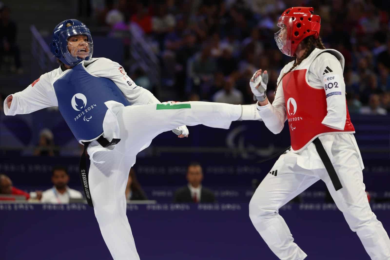 Fernanda Vargas, seleccionada nacional de para taekwondo en sus competencias en Juegos Paralímpicos París 2024.