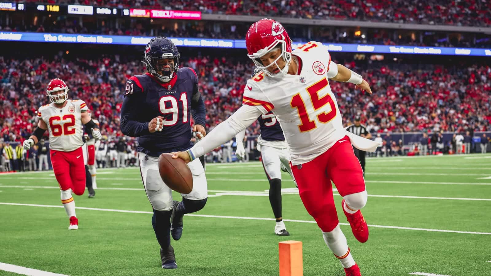 Patrick Mahomes AYM Sports