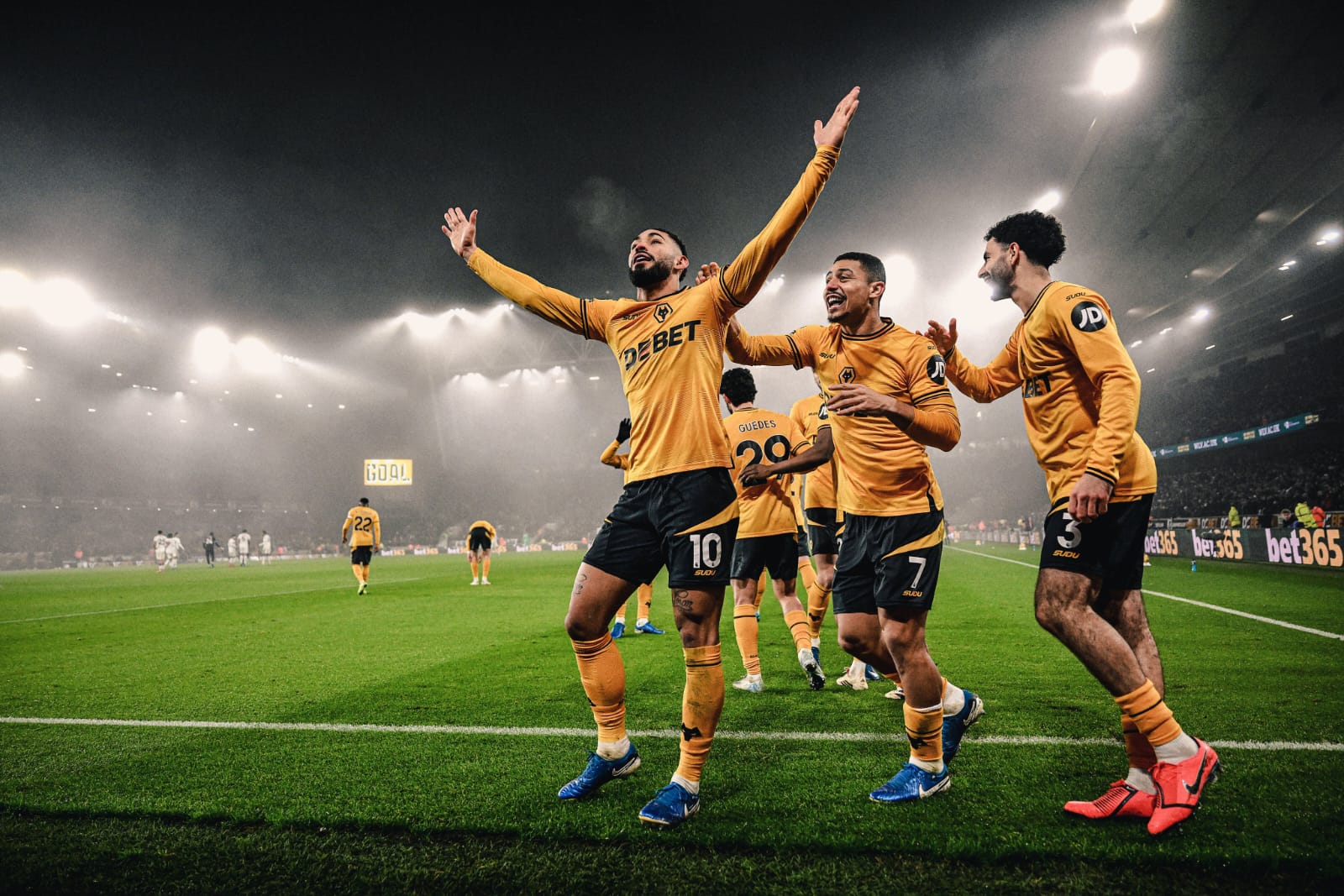 Wolverhampton vs Manchester United AYM Sports