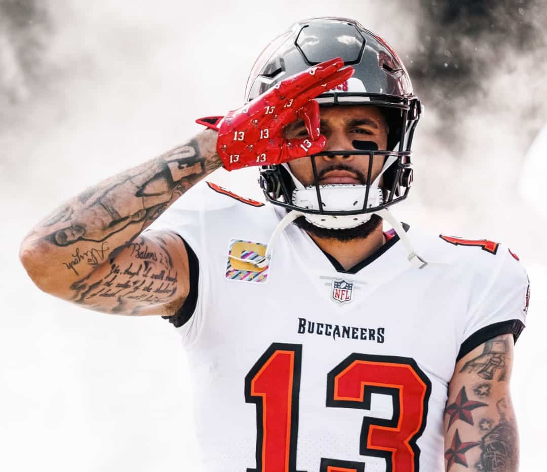 Mike Evans AYM Sports