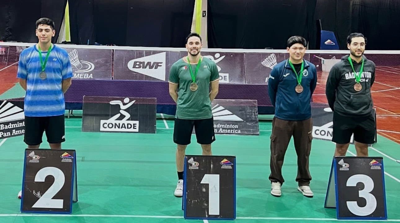 Job Castillo, medallista de oro en el Campeonato Nacional de Bádminton