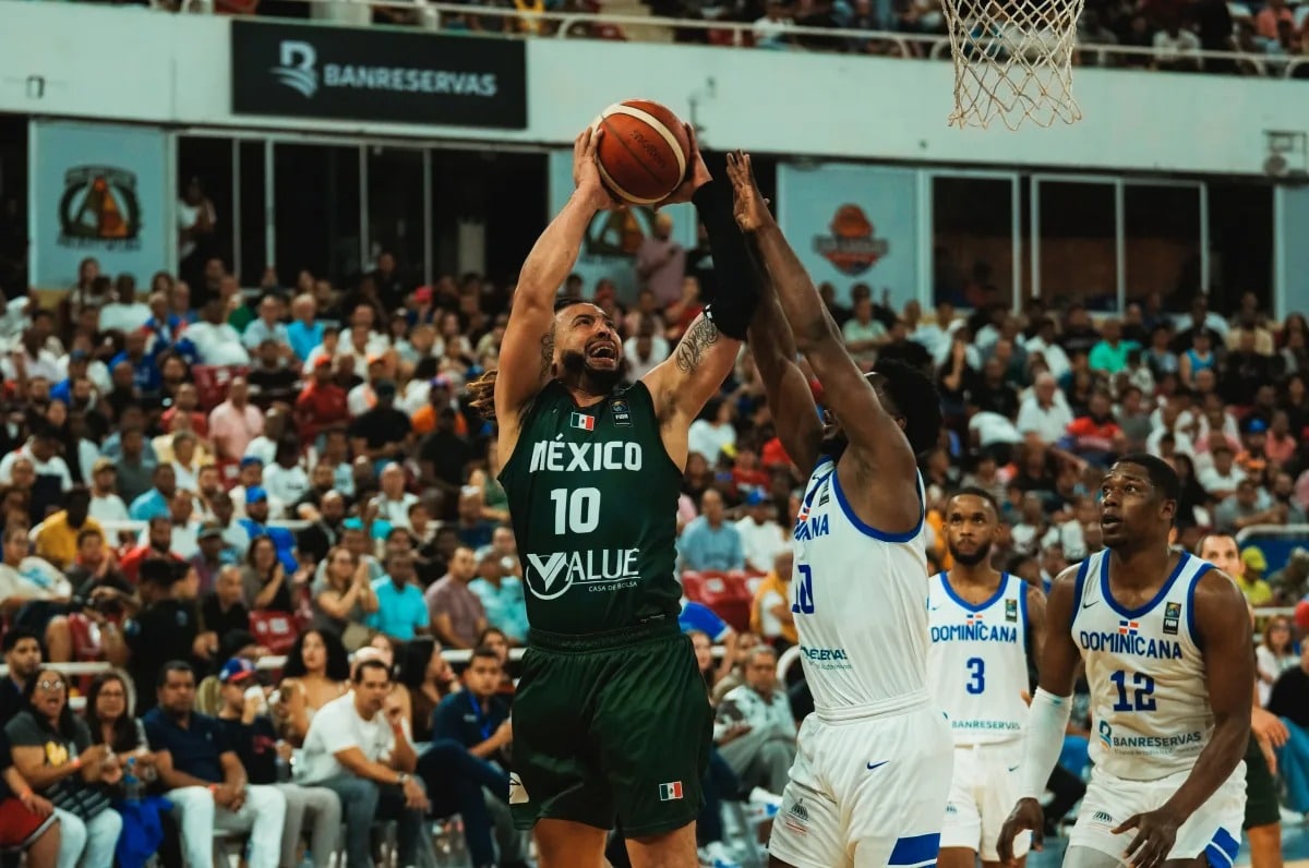 Gabriel Girón, en un partido de la selección mexicana.