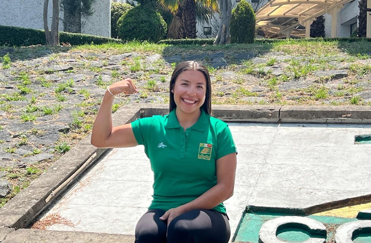 Seleccionada nacional de remo, Eva Martínez, durante una concentración en Villas Tlalpan.