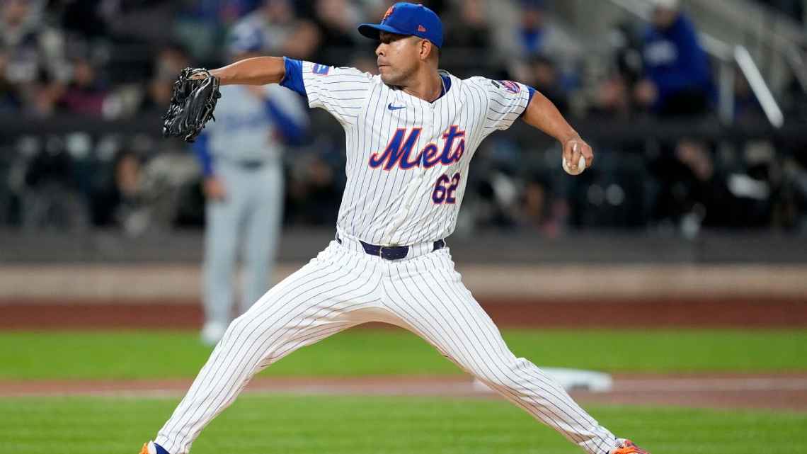 José Quintana llega a los Milwaukee Brewers